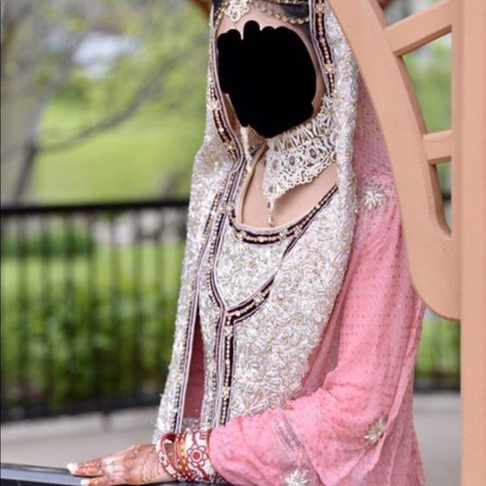 Bridal heavy gown pakistani indian with jewelry